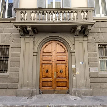 Loft Il Guelfo Apartment