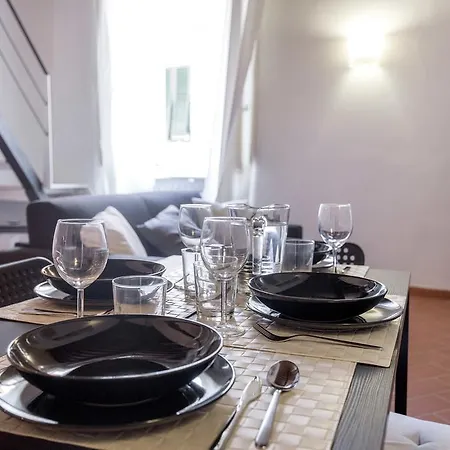 Loft Il Guelfo Apartment *